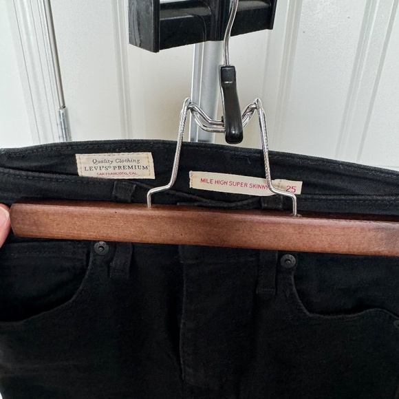 Levi's Mile High Super Skinny Jeans Black - Picture 2 of 4